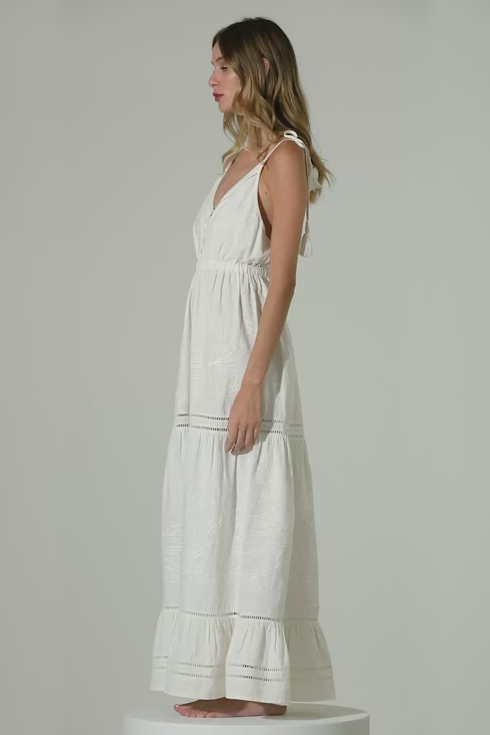 ESTEROS OFF WHITE EMBROIDERED LINEN DRESS